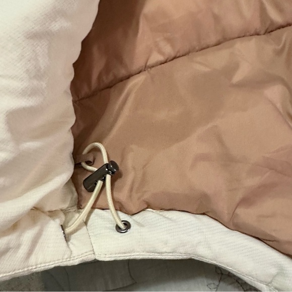EUC OOFwear Coat Women 40 (Small) Cream Puffer Zip Front Insulated Oversized - Picture 11 of 16